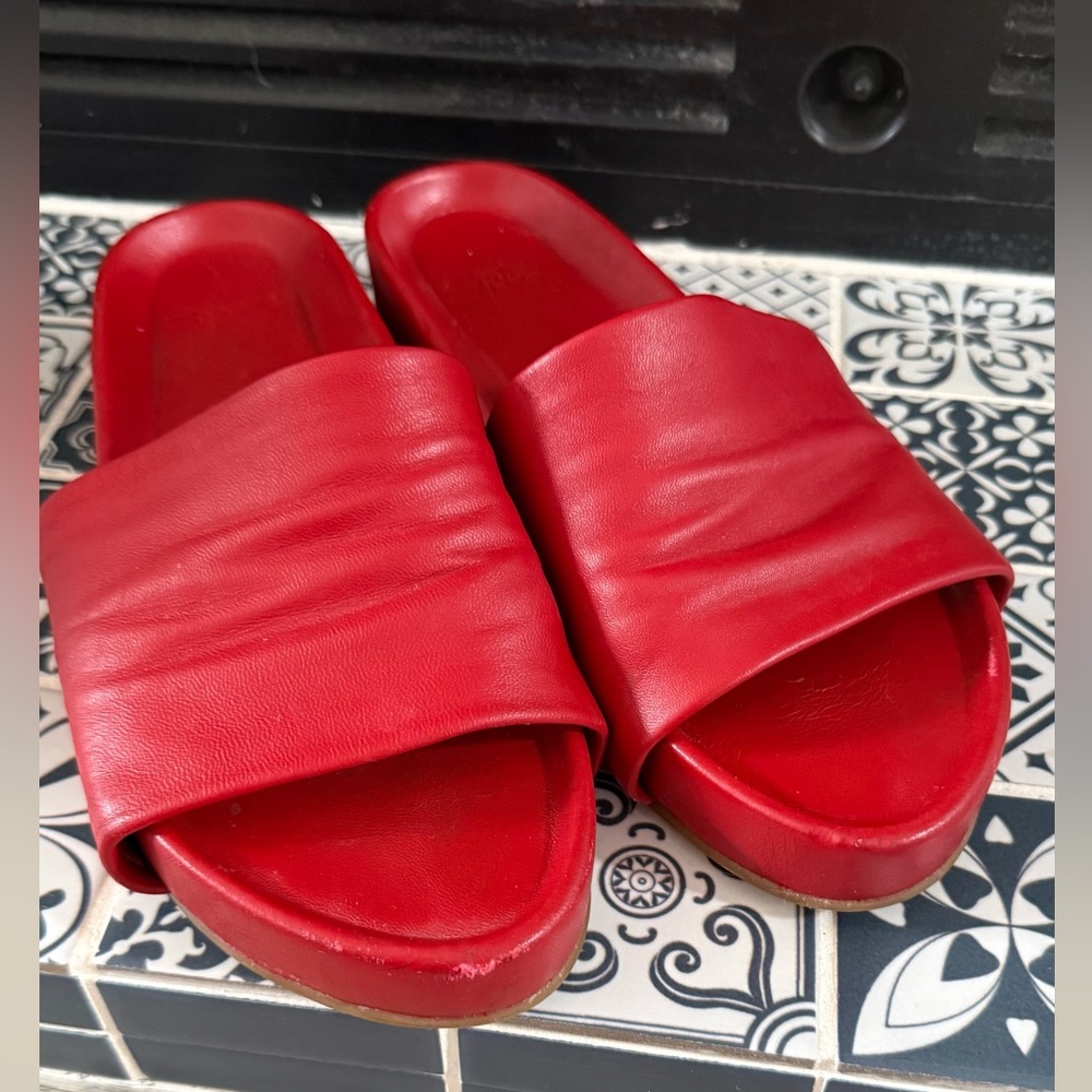 beek Red Slide Sandals